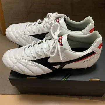 Mizuno Morelia 축구화 화이트/블랙/레드 26