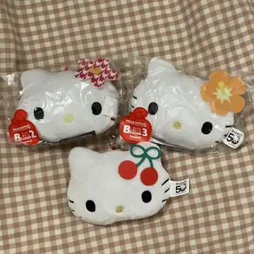 HELLO KITTY 헬로키티 페이스 참 키링 3개 세트