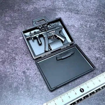1/6 MP5K 및 아타셰 케이스