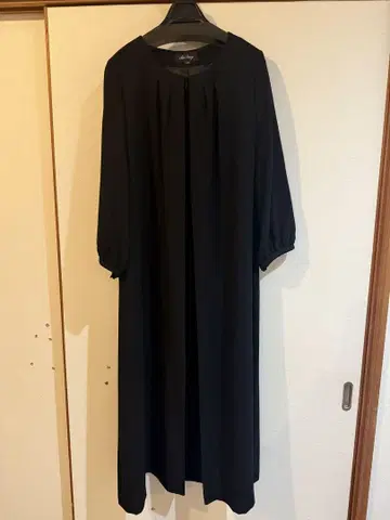 Add Rouge 블랙 롱 원피스 긴팔