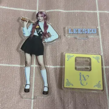 이소 IVE SCOUT 아크릴 스탠드 일본