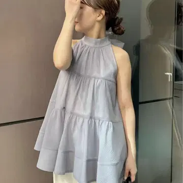 LILY BROWN 아메스리티아드 블라우스 그레이