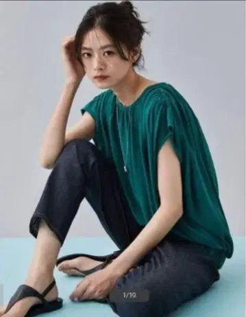 새상품 23구 반팔 상의 40