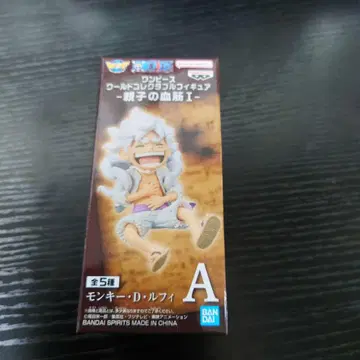 원피스 월드 컬렉션 부모와 자식의 혈통 I 루피 니카 피규어