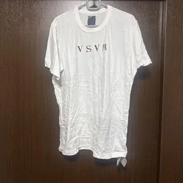 VSVM (비즈빔) 화이트 티셔츠 새상품