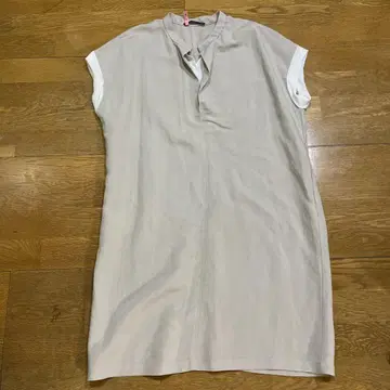 새상품급 블랑 베일 린넨 레이온 원피스 40