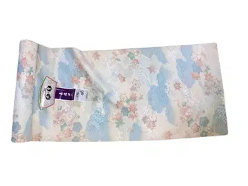 모 100% 꽃무늬 옷감 6800엔