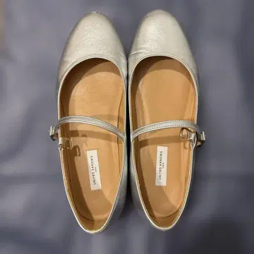 유나이티드 애로우즈 플랫 슈즈
