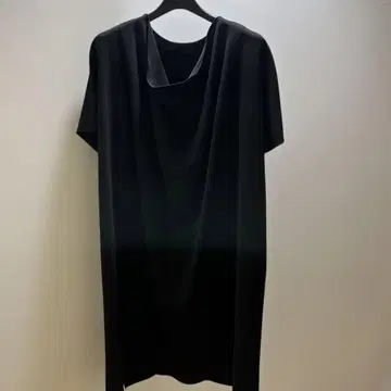 컨디션 최상 어도어 블랙 드레이프 원피스 36