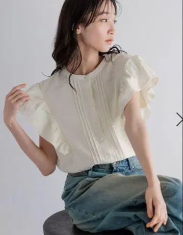 LOWRYS FARM 노르만 블라우스