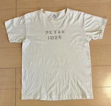 웨어하우스 세컨드 핸드 PETAK 1026 티셔츠 크림색