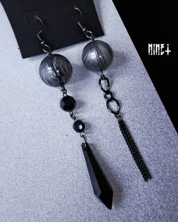 1726 BLACK 블랙 귀걸이 빅 사이즈 아지메 개성파 GOTHIC
