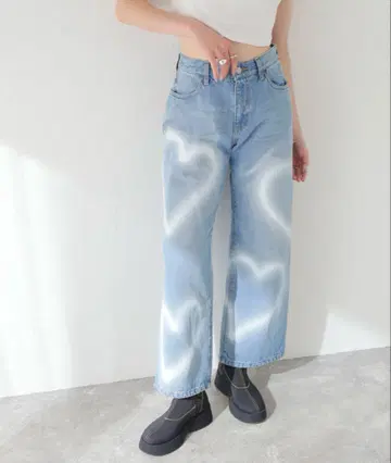 Oriens JOURNAL STANDARD 하트 페인트 데님