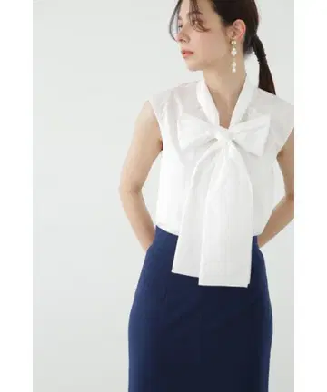 보타이 슬리브리스 블라우스 JILL STUART