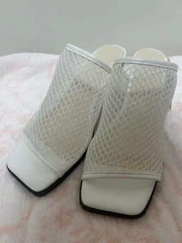 화이트 메쉬 뮬 24.5cm