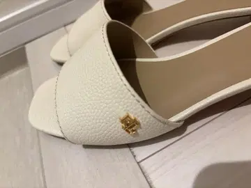 LAUREN 화이트 샌들