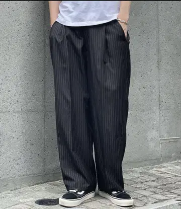 블랙 스트라이프 와이드 팬츠 M 사이즈