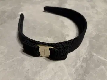 FERRAGAMO 머리띠 가격 인하 OK