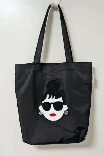 해피 페이스 여성용 에마 숄더 미사용 새상품