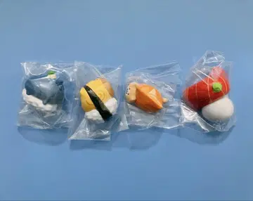 문구와 함께 마스코트 피규어 컬렉션 4종 가챠