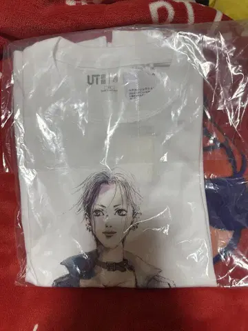 UT 야자와 아이 NANA 유니클로