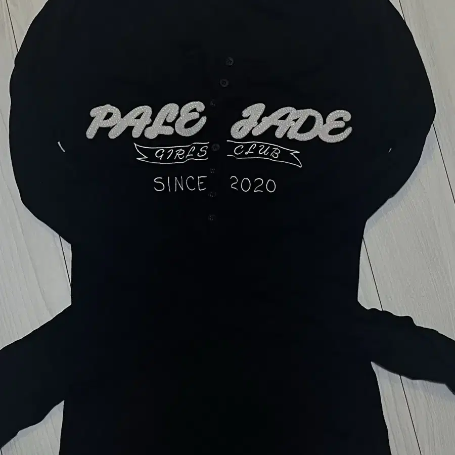 PALE JADE☆Deep Square-Neck T (Short Sleeve)_4color★新作★ PALE JADE | 페일제이드 Pale jade three-quarter sleeve
