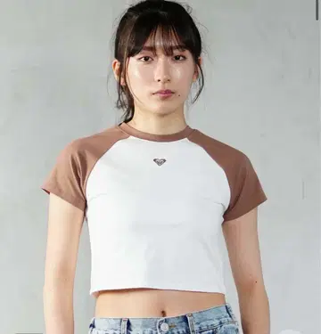 ROXY 록시 원 포인트 티셔츠 미니 T 크롭 티셔츠