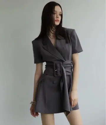 멜트 더 레이디 스프링 재킷 원피스