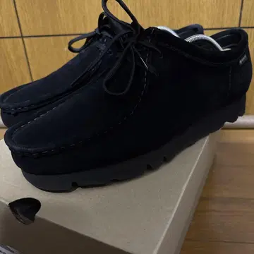 클락스 왈라비 고어텍스 블랙 검정 UK7 25.0cm
