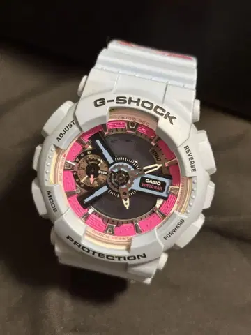 카시오 G-SHOCK GA-110 장미 패턴 중고품
