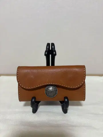 레드 문 브라운 가죽 키 케이스