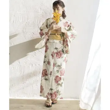 유카타 여성용 세트(유카타, 주름 끈, 일본 나막신, 허리끈)