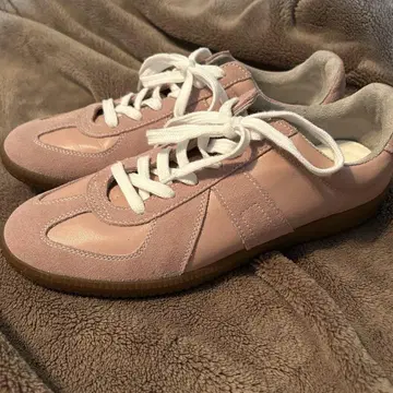 저먼 트레이너 핑크