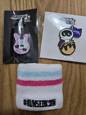 RUNSEOKJIN in JAPAN PINS 오사카 참 리스트 밴드