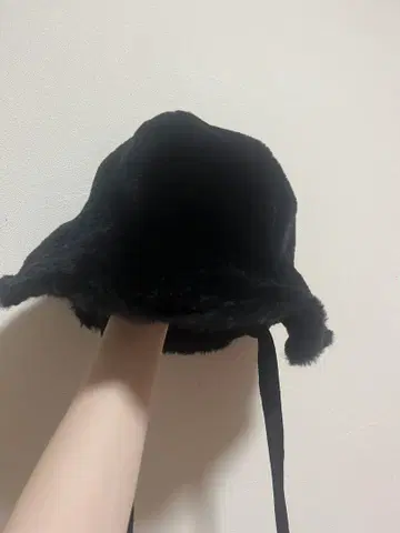 Last Virgin 블랙 버킷 햇 케티