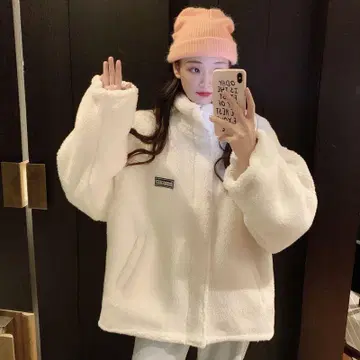 오버 사이즈 보아 자켓 화이트