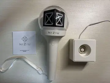 NiziU 응원봉 사용설명서 포함