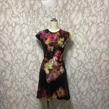 TED BAKER 테드 베이커 꽃무늬 원피스