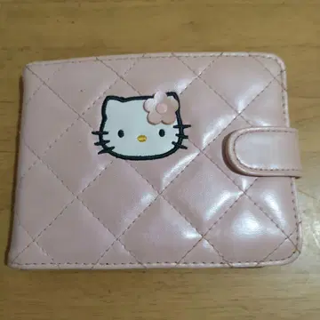 키티 초레어 핑크 퀼팅 케이스