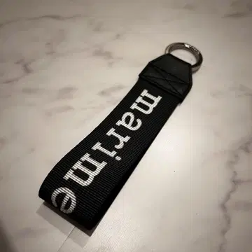 마리메꼬 브랜드 로고 키링