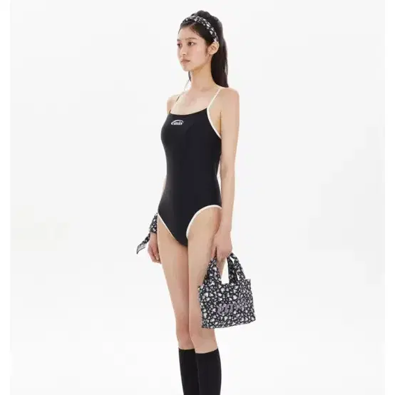 ★EMIS★BACK HOLE SWIMSUIT emis 25 Back Hole Swimsuit Black #이미스,#이미스수영복 on