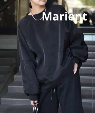 "Marient" 블랙 오버 사이즈 트레이닝복
