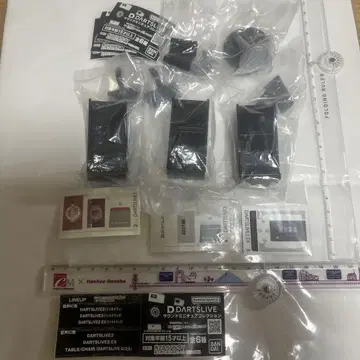 가챠 다트 라이브 사운드 미니어처 컬렉션 4종 세트입니다.