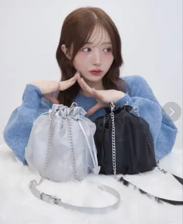 chun 씨 프로듀스 시어 드로우 스트링 체인 백