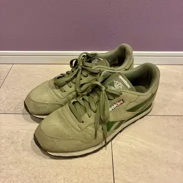 REEBOK 리복 클래식 올리브 그린 스웨이드 US9.5