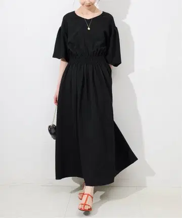 슬로브 이에나 반팔 롱 원피스 블랙