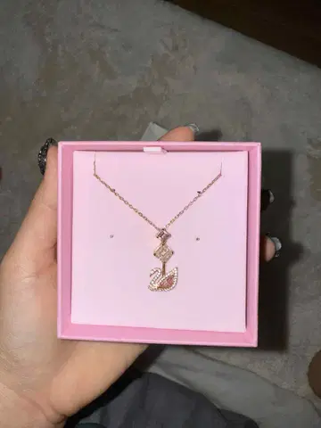 SWAROVSKI 목걸이 5473024 Dazzling Swan
