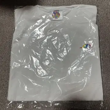 WEST. 토베칸 티셔츠