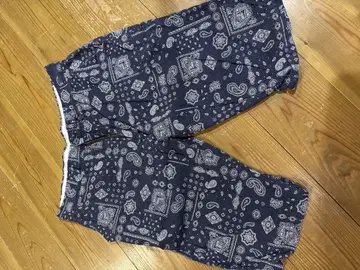 페이즐리 무늬 네이비 하프 팬츠