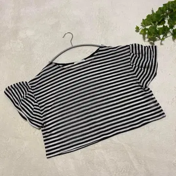 587 하이픈월드 갤러리 F 메쉬 반팔 티셔츠 보더 무늬